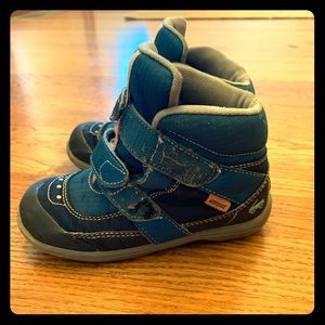 See Kai Run winter boots  size 11